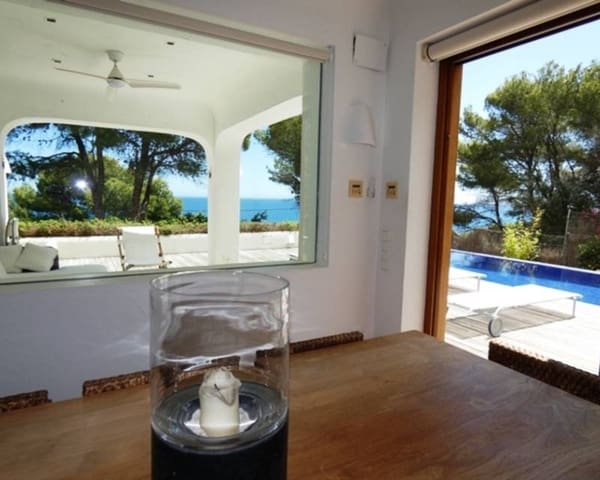 4 makuuhuone Huvila myytävänä paikassa Dénia mukana uima-altaan 
autotalli - 2 200 000 € (Ref: 8935811)