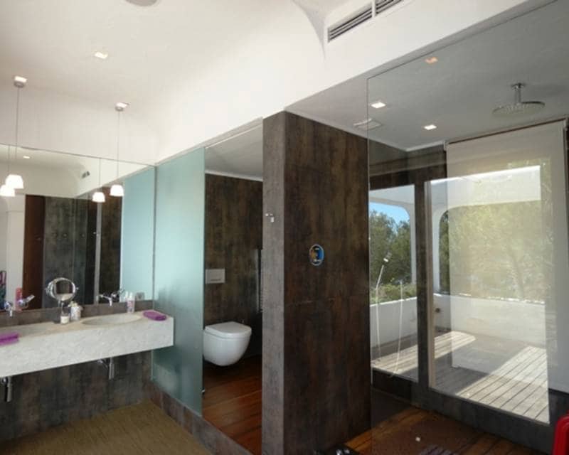 4 makuuhuone Huvila myytävänä paikassa Denia mukana uima-altaan 
autotalli - 2 200 000 € (Ref: 8935811)