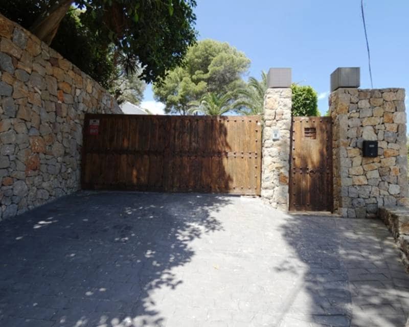 4 makuuhuone Huvila myytävänä paikassa Denia mukana uima-altaan 
autotalli - 2 200 000 € (Ref: 8935811)