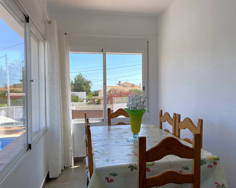 Chalet de 5 habitaciones en Benissa en venta con piscina - 950.000 € (Ref: 8973951)