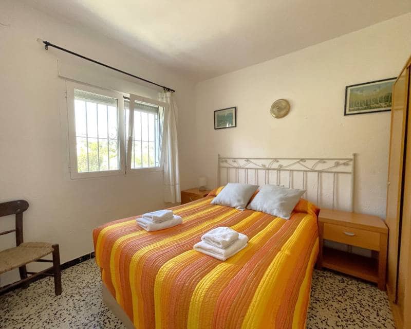 Chalet de 5 habitaciones en Benissa en venta con piscina - 950.000 € (Ref: 8973951)