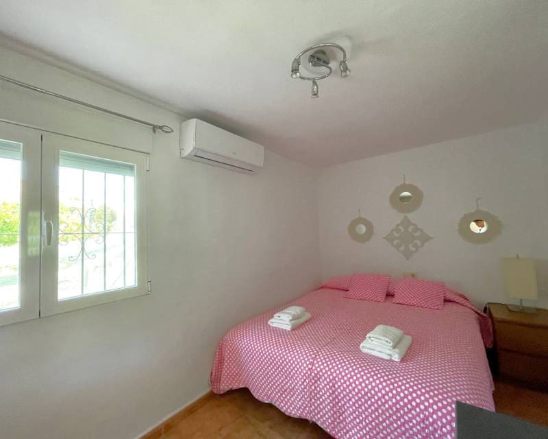 Chalet de 5 habitaciones en Benissa en venta con piscina - 950.000 € (Ref: 8973951)