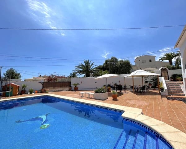 Chalet de 5 habitaciones en Benissa en venta con piscina - 950.000 € (Ref: 8973951)