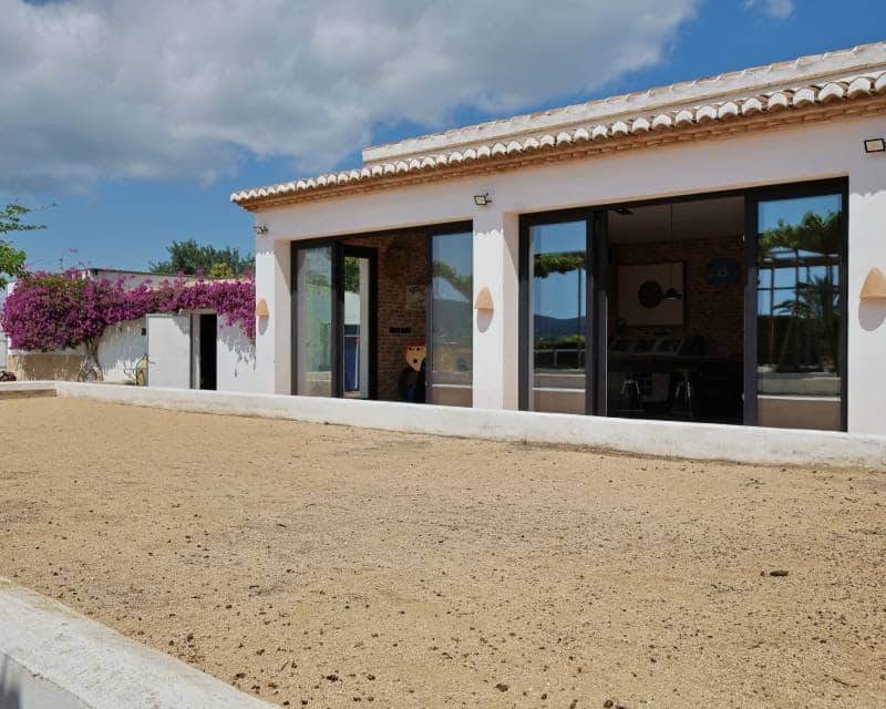 6 soveværelse Finca/Landehus til salg i Javea / Xabia med swimmingpool garage - € 1.495.000 (Ref: 8973954)