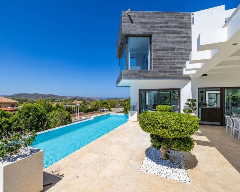 5 soverom Villa til salgs i Javea / Xabia med svømmebasseng - € 2 350 000 (Ref: 8973956)