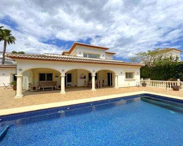 4 soveværelse Villa til salg i Pinar del Advocat - Cometa, Teulada-Moraira med swimmingpool - € 1.375.000 (Ref: 8988867)