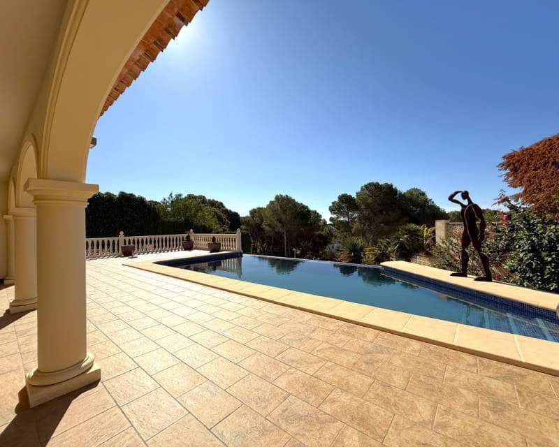 4 soverom Villa til salgs i Moraira med svømmebasseng - € 1 375 000 (Ref: 8988867)