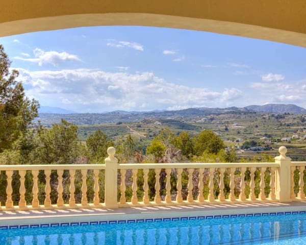 3 sovrum Villa till salu i Moraira, Teulada-Moraira med pool - 560 000 € (Ref: 8988869)
