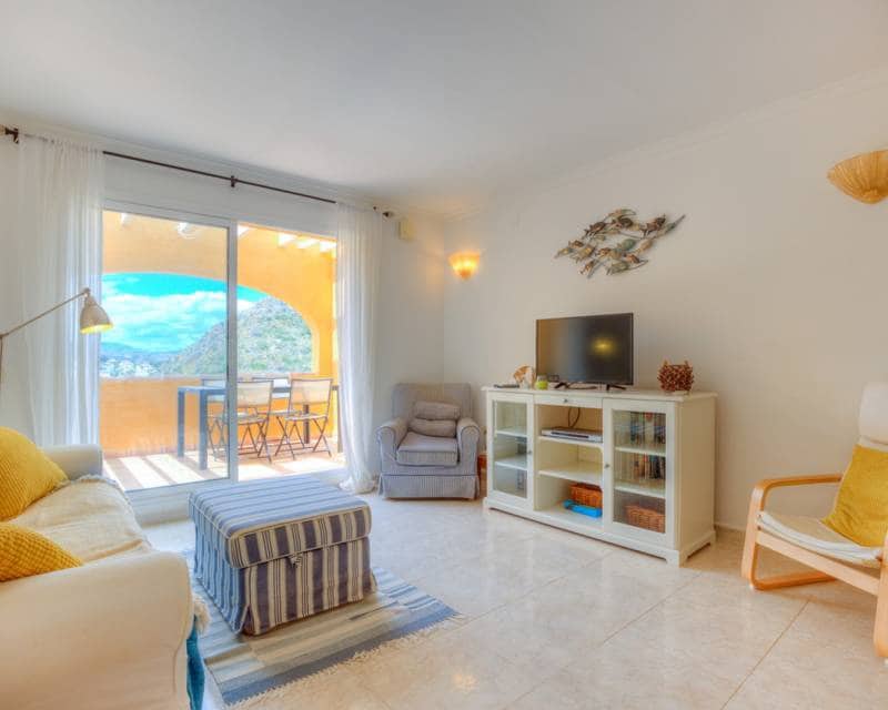 3 bedroom Apartment for sale in Cumbre del Sol with pool - € 250,000 (Ref: 8992087)