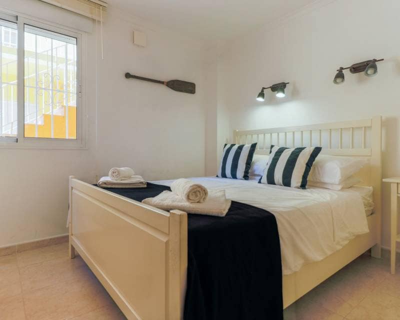 3 bedroom Apartment for sale in Cumbre del Sol with pool - € 250,000 (Ref: 8992087)