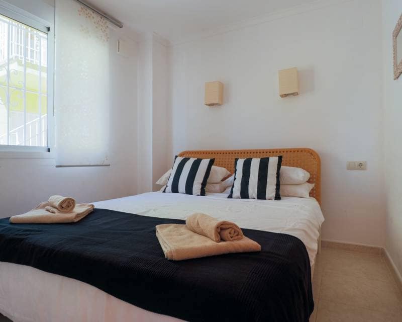 3 bedroom Apartment for sale in Cumbre del Sol with pool - € 250,000 (Ref: 8992087)