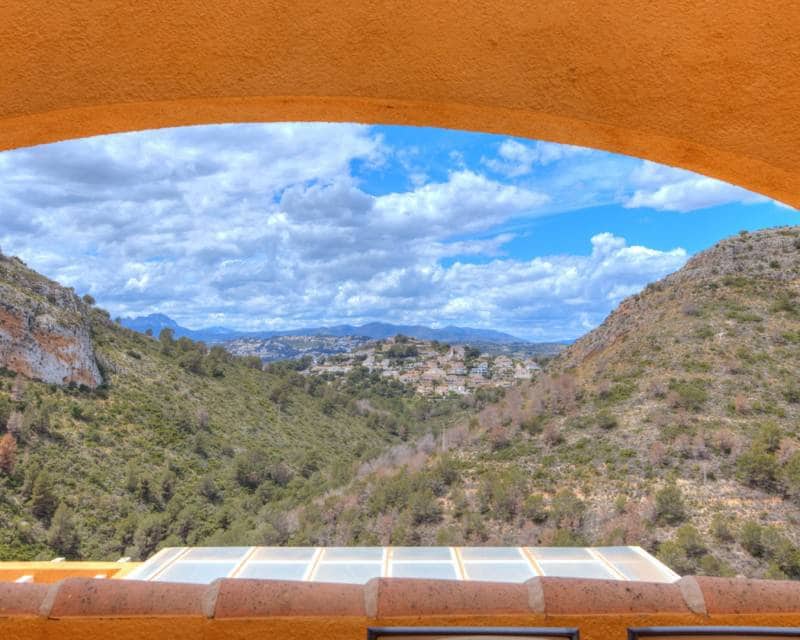 3 bedroom Apartment for sale in Cumbre del Sol with pool - € 250,000 (Ref: 8992087)