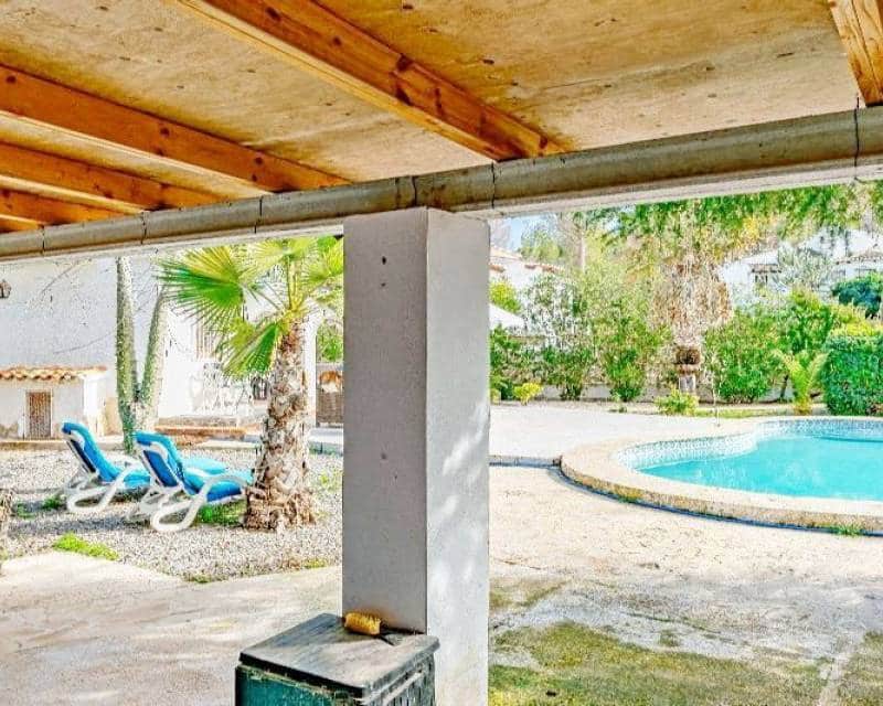 Chalet de 2 habitaciones en Moraira en venta con piscina garaje - 550.000 € (Ref: 8992802)