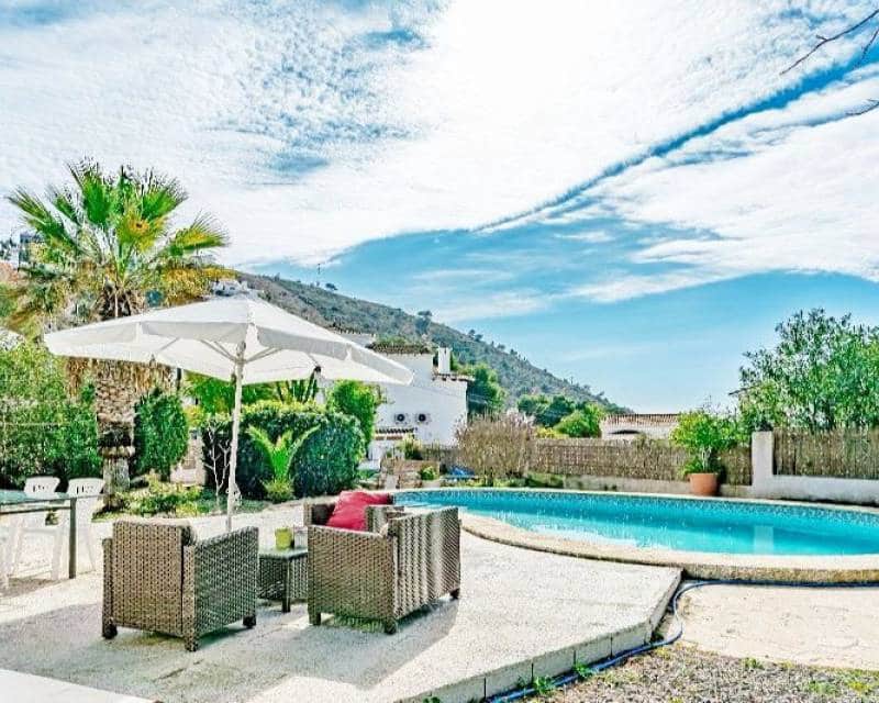 Chalet de 2 habitaciones en Moraira en venta con piscina garaje - 550.000 € (Ref: 8992802)