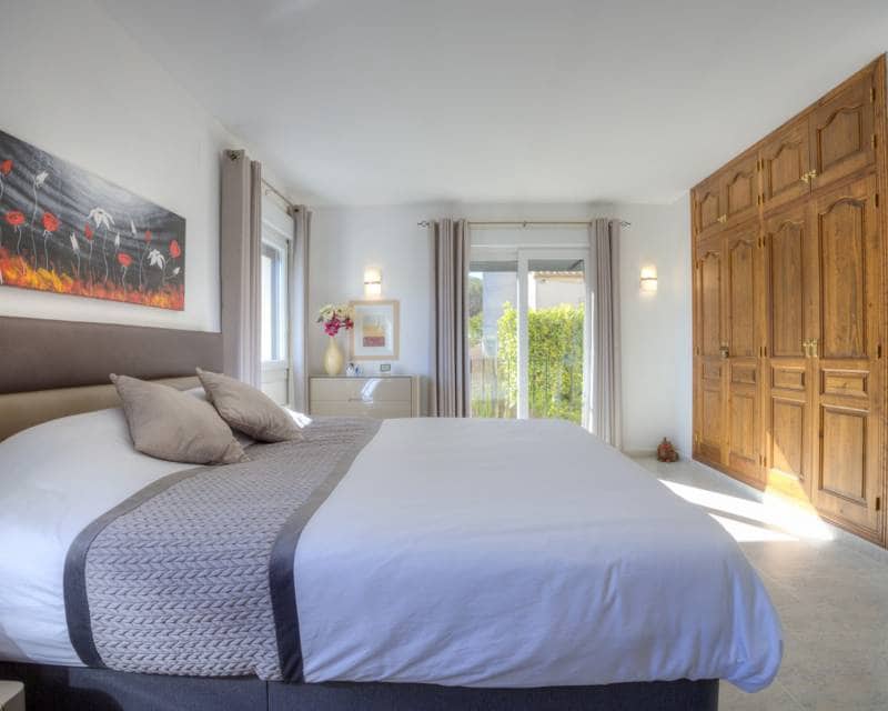 3 slaapkamer Villa te koop in Moraira met zwembad garage - € 1.100.000 (Ref: 8992804)