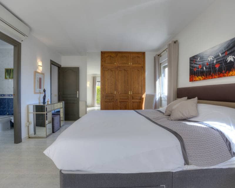 3 slaapkamer Villa te koop in Moraira met zwembad garage - € 1.100.000 (Ref: 8992804)