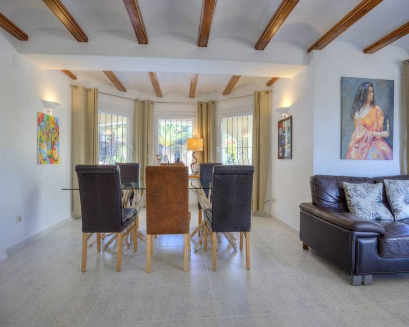 3 slaapkamer Villa te koop in Moraira met zwembad garage - € 1.100.000 (Ref: 8992804)