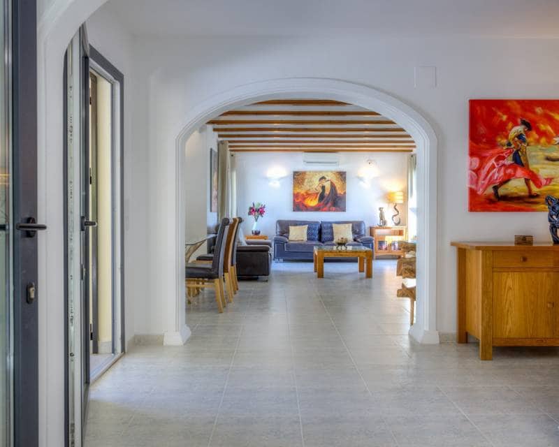 3 slaapkamer Villa te koop in Moraira met zwembad garage - € 1.100.000 (Ref: 8992804)