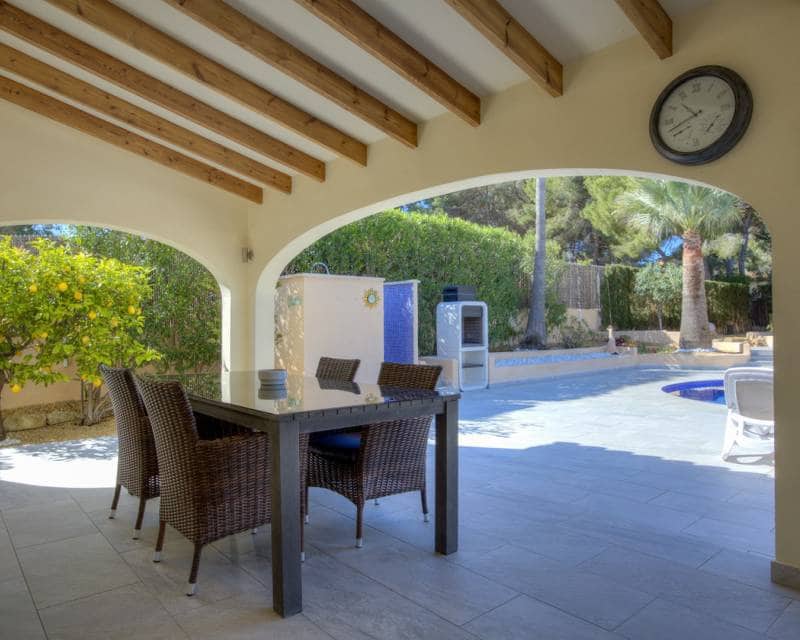 3 slaapkamer Villa te koop in Moraira met zwembad garage - € 1.100.000 (Ref: 8992804)