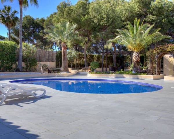 3 slaapkamer Villa te koop in Moraira, Teulada-Moraira met zwembad garage - € 1.100.000 (Ref: 8992804)