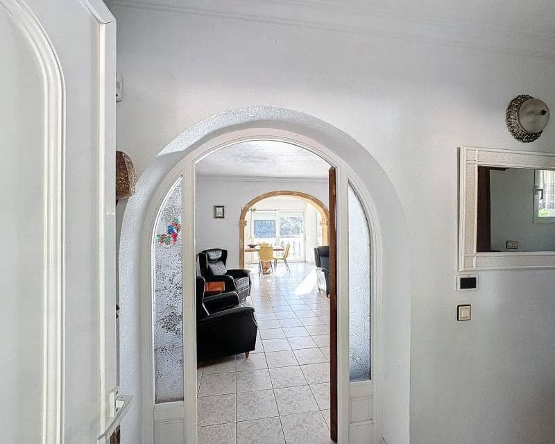 3 bedroom Villa for sale in Benitachell / Benitatxell with pool - € 680,000 (Ref: 9002480)