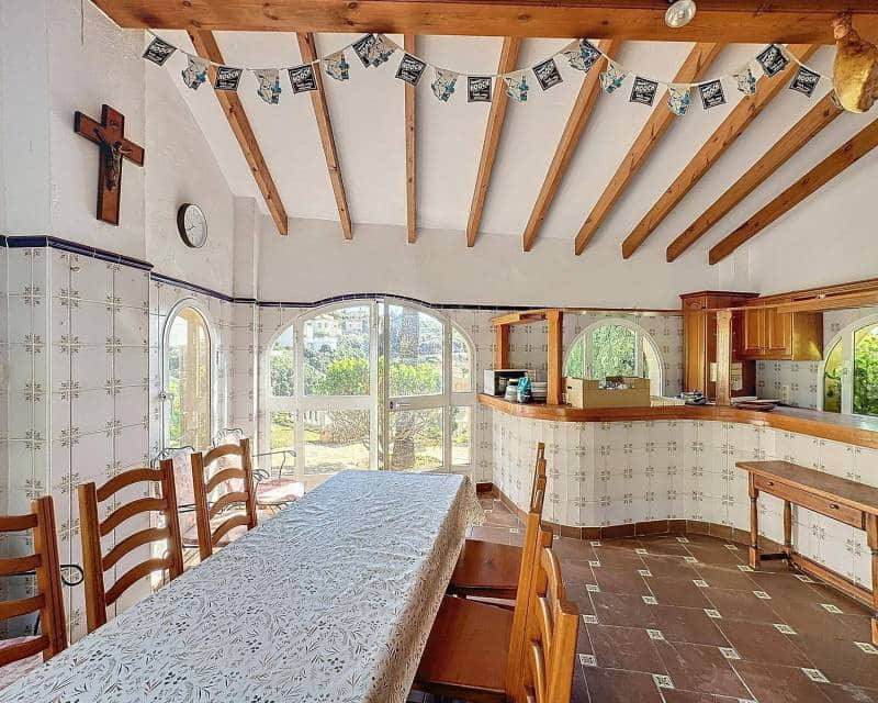 3 bedroom Villa for sale in Benitachell / Benitatxell with pool - € 680,000 (Ref: 9002480)