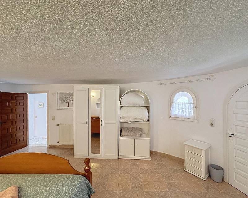 3 bedroom Villa for sale in Benitachell / Benitatxell with pool - € 680,000 (Ref: 9002480)