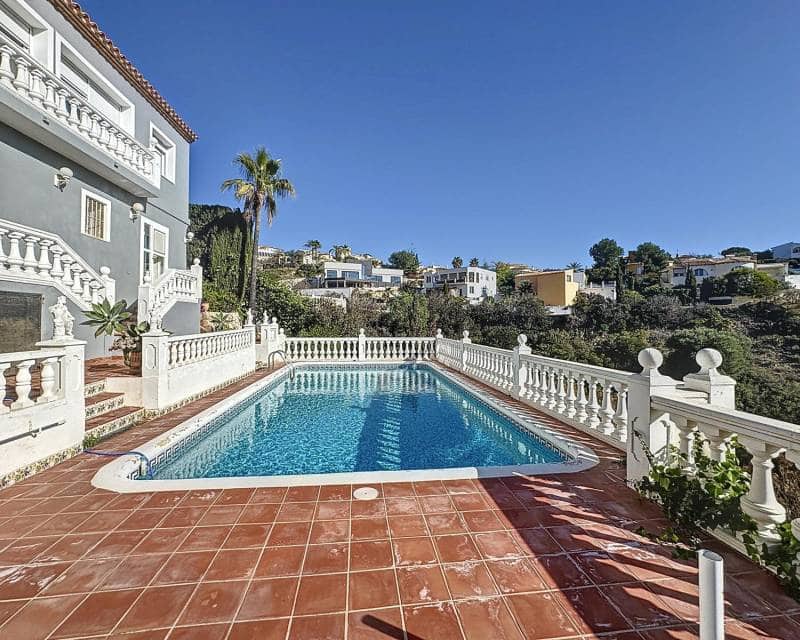 3 bedroom Villa for sale in Benitachell / Benitatxell with pool - € 680,000 (Ref: 9002480)