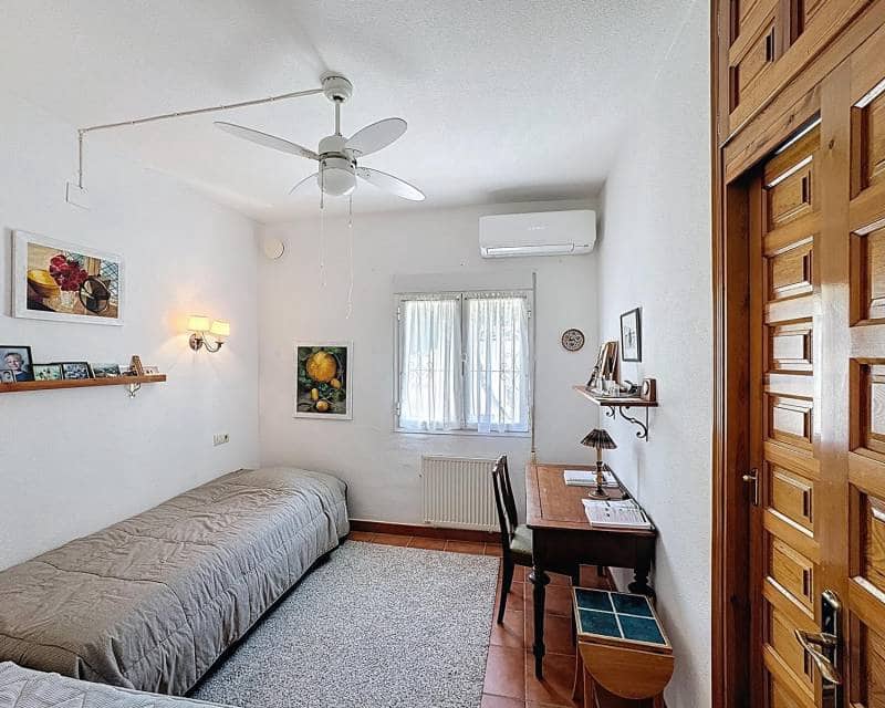 4 quarto Moradia para venda em Benitachell / Benitatxell com piscina - 495 000 € (Ref: 9002481)