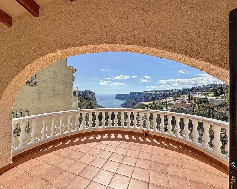 4 quarto Moradia para venda em Benitachell / Benitatxell com piscina - 495 000 € (Ref: 9002481)