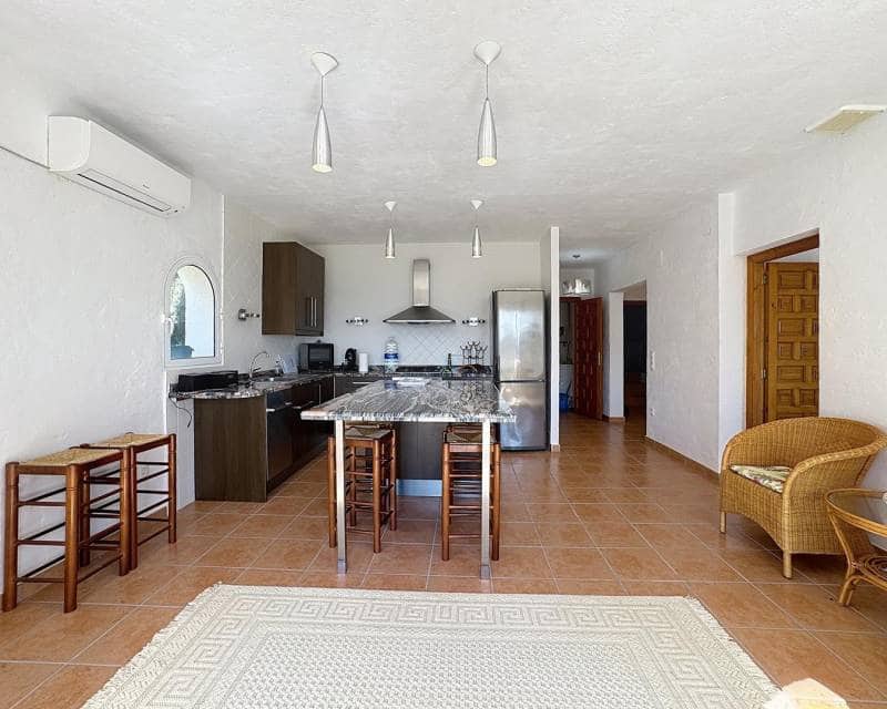 4 quarto Moradia para venda em Benitachell / Benitatxell com piscina - 495 000 € (Ref: 9002481)