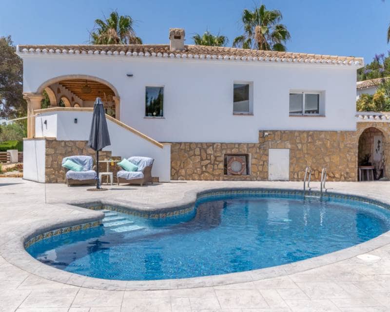 5 bedroom Villa for sale in Javea / Xabia with pool garage - € 895,000 (Ref: 9058601)
