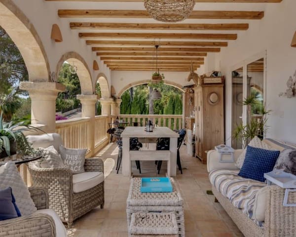 5 Zimmer Villa zu verkaufen in Javea / Xàbia mit Pool Garage - 895.000 € (Ref: 9058601)