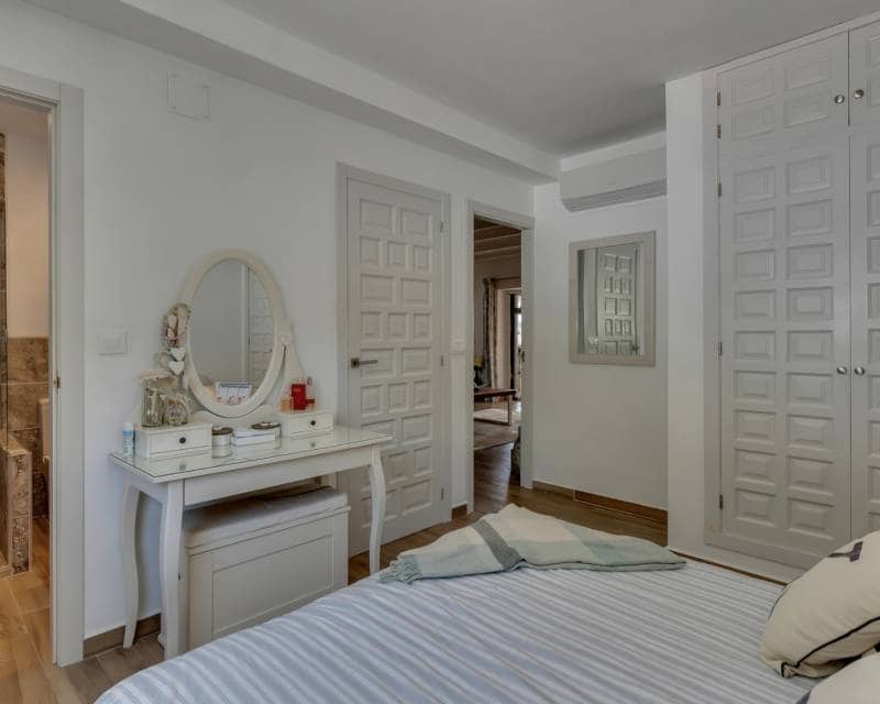 5 bedroom Villa for sale in Javea / Xabia with pool garage - € 895,000 (Ref: 9058601)