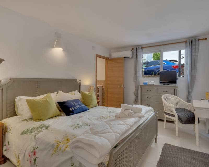 5 bedroom Villa for sale in Javea / Xabia with pool garage - € 895,000 (Ref: 9058601)