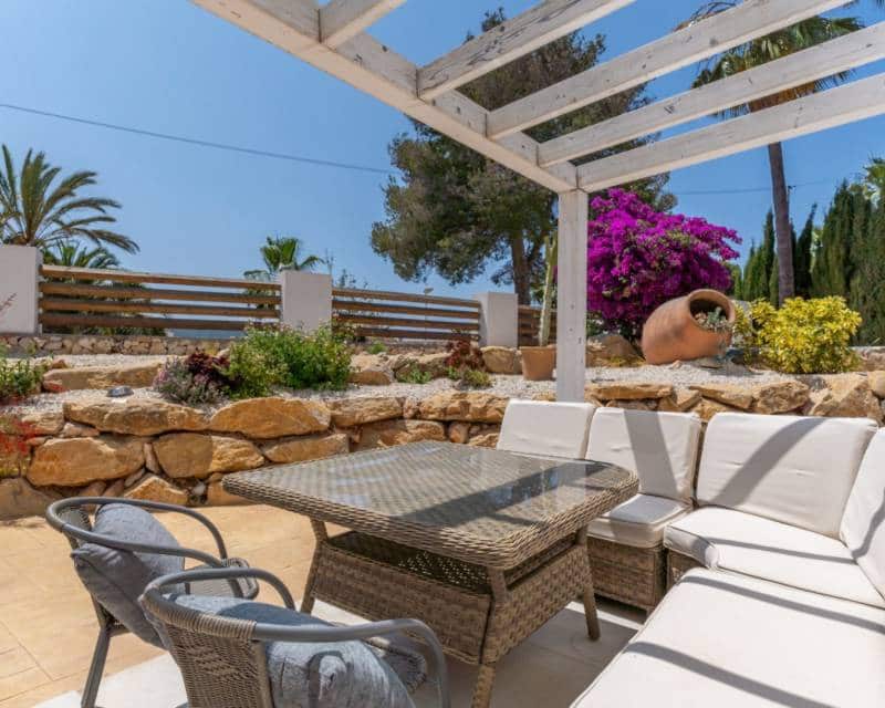 5 bedroom Villa for sale in Javea / Xabia with pool garage - € 895,000 (Ref: 9058601)