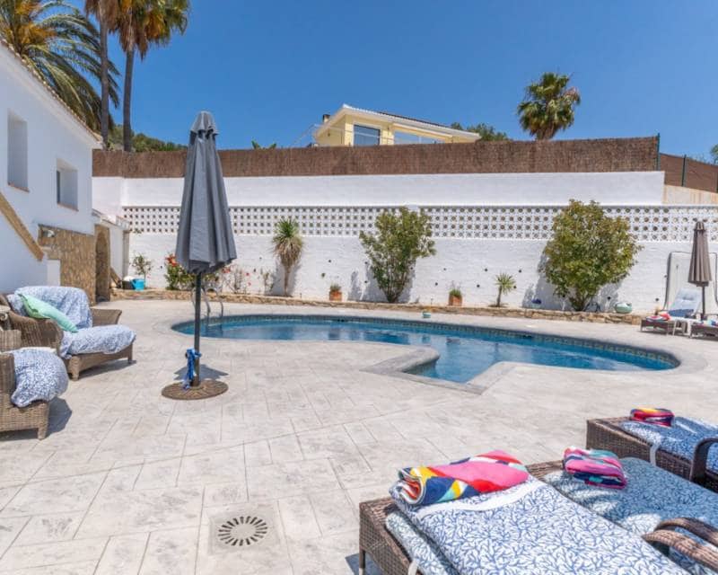 5 bedroom Villa for sale in Javea / Xabia with pool garage - € 895,000 (Ref: 9058601)