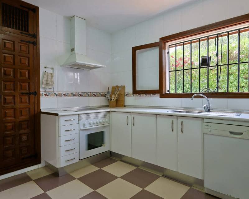 6 chambre Villa/Maison à vendre à Javea / Xabia avec piscine garage - 790 000 € (Ref: 9058602)