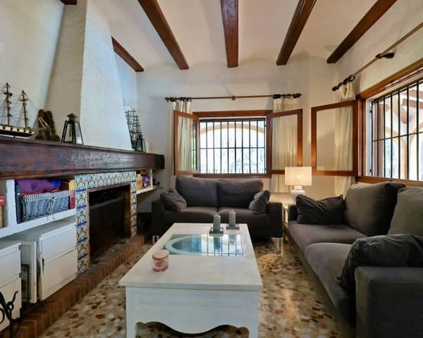 Chalet de 6 habitaciones en Javea / Xàbia en venta con piscina garaje - 790.000 € (Ref: 9058602)