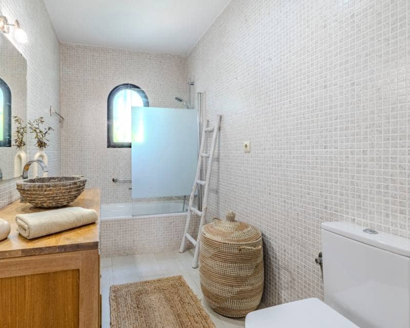 3 soverom Villa til leie i Javea / Xabia med svømmebasseng garasje - € 2 000 (Ref: 9060265)