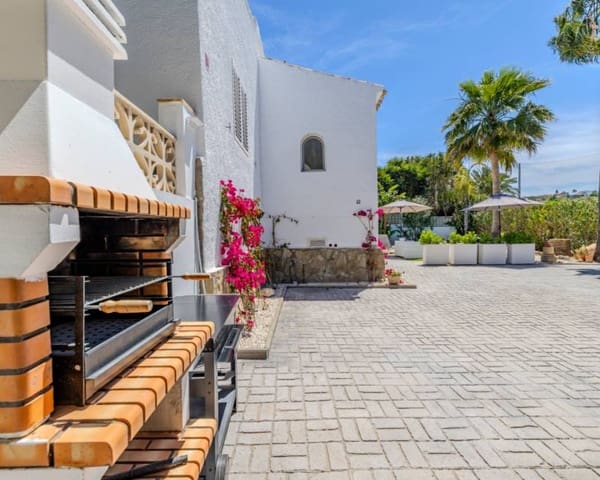 3 soverom Villa til leie i Javea / Xàbia med svømmebasseng garasje - € 2 000 (Ref: 9060265)