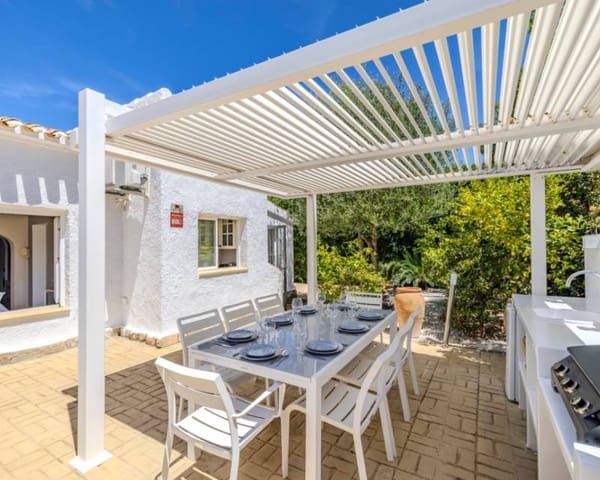 3 soverom Villa til leie i Javea / Xàbia med svømmebasseng garasje - € 2 000 (Ref: 9060265)