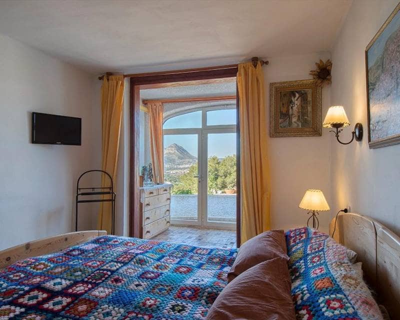 6 soveværelse Villa til salg i Javea / Xabia med swimmingpool - € 950.000 (Ref: 9076971)