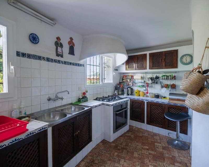 6 soveværelse Villa til salg i Javea / Xabia med swimmingpool - € 950.000 (Ref: 9076971)