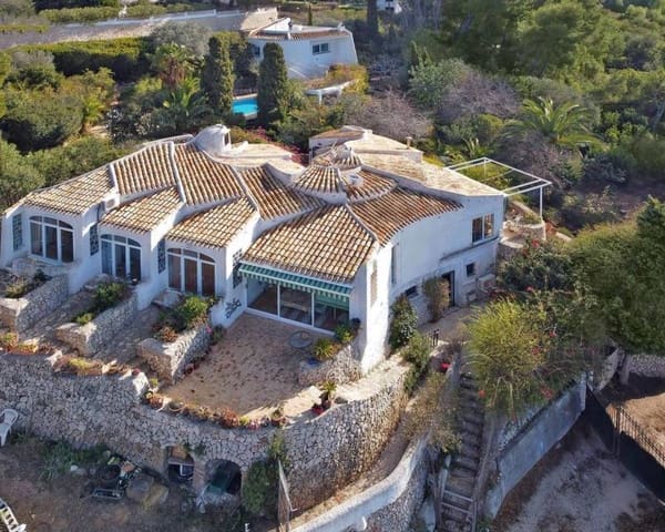 6 soveværelse Villa til salg i Cap Martí - El Tossalet - Pinomar, Javea / Xàbia med swimmingpool - € 950.000 (Ref: 9076971)