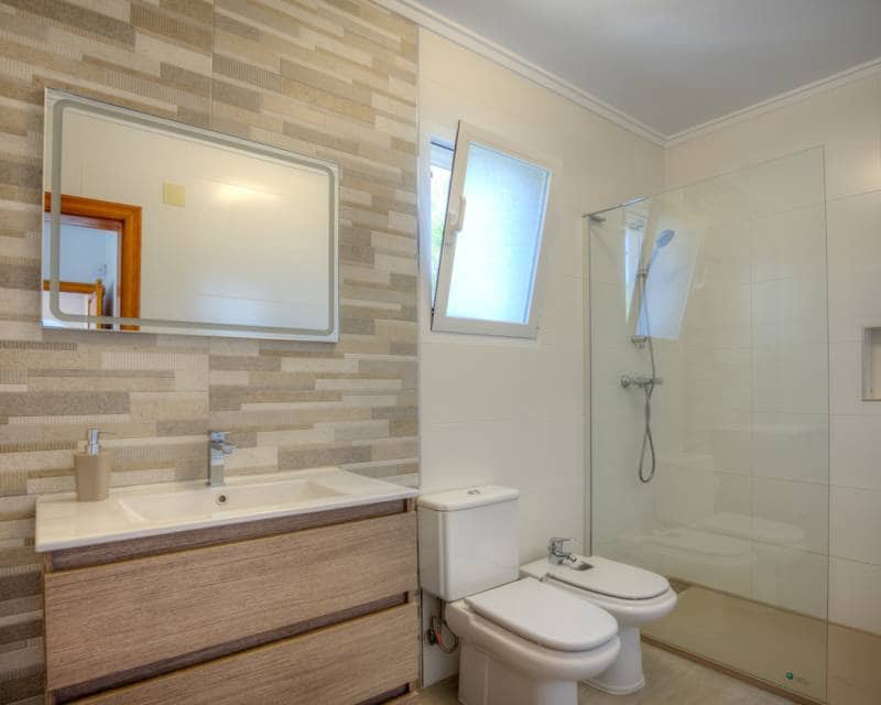 4 slaapkamer Villa te koop in Moraira met zwembad - € 799.000 (Ref: 9099672)