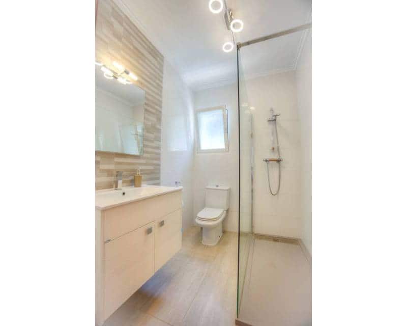 4 slaapkamer Villa te koop in Moraira met zwembad - € 799.000 (Ref: 9099672)