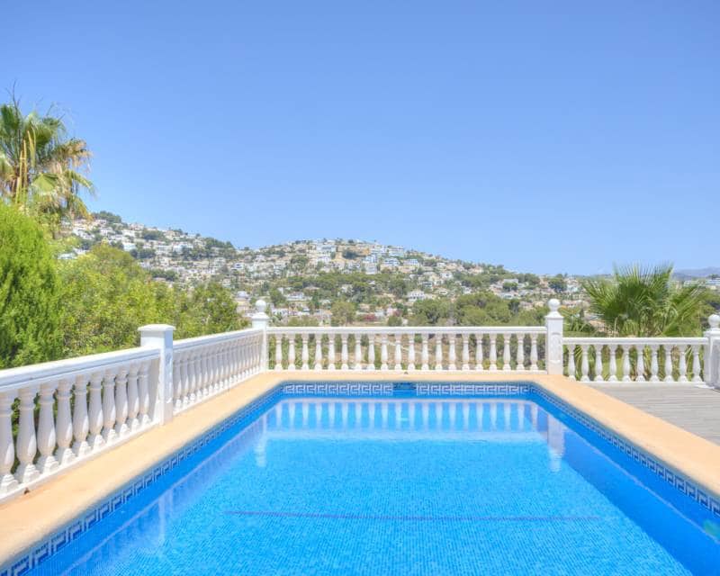 4 slaapkamer Villa te koop in Moraira met zwembad - € 799.000 (Ref: 9099672)