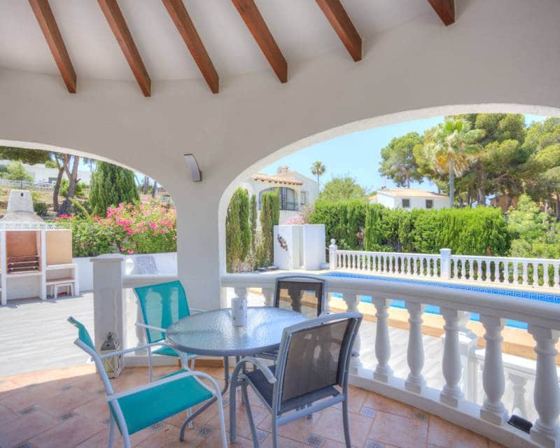 4 slaapkamer Villa te koop in Moraira met zwembad - € 799.000 (Ref: 9099672)