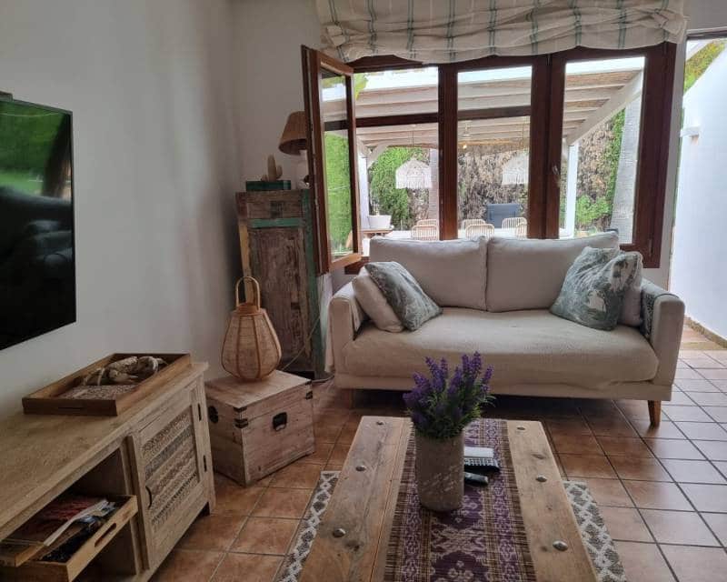 3 soverom Villa til leie i Javea / Xabia med svømmebasseng - € 1 800 (Ref: 9099676)